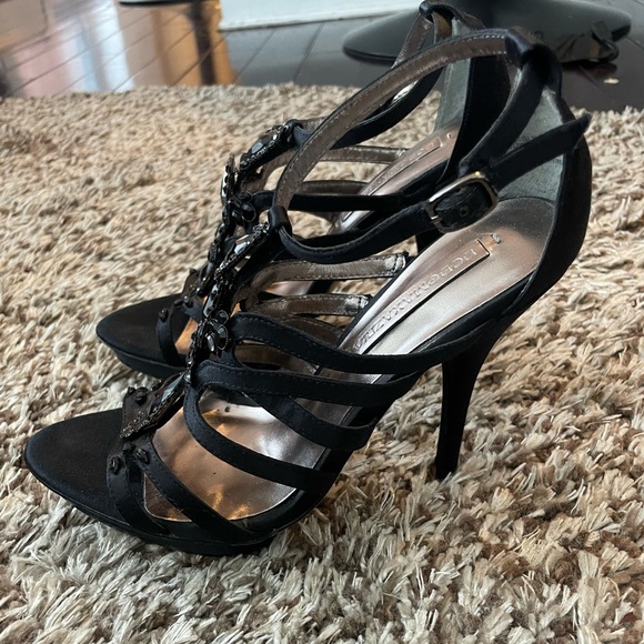 Embellished BCBG black heels - Picture 8 of 8